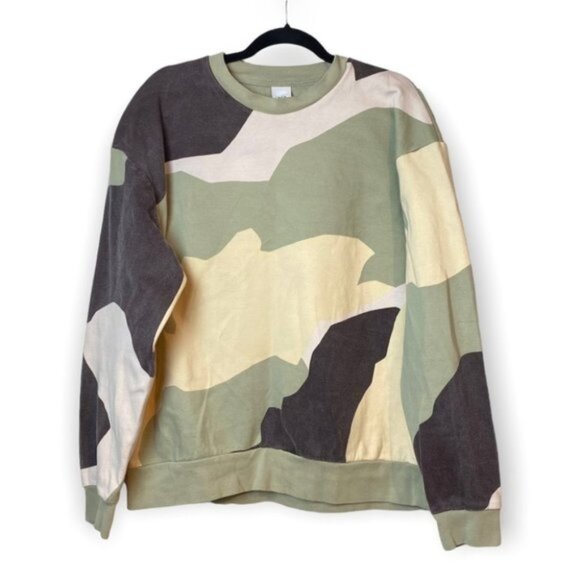 Zara Sweaters - ZARA Camo Crewneck Sweater